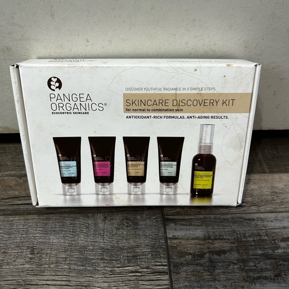 Pangea Organics Skincare Discovery Kit - normal to Combination skin